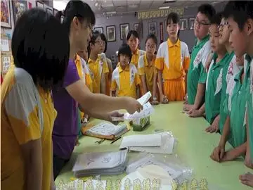 全班講解/排隊領材料(影片長度01:22)